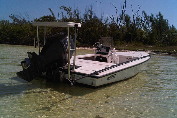 Cancun fishing boat - hewes