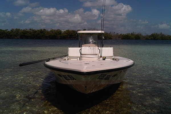 Cancun fishing boat - hewes